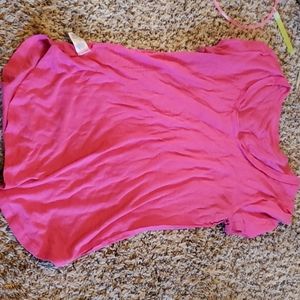 T shirt pink